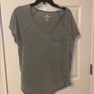 American Eagle green v neck t shirt